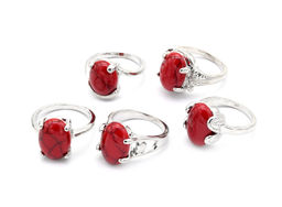 Кольцо "Смайл" с кораллом (имитация), овал, размер 19 Радуга камня