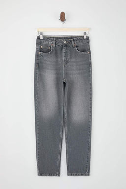 Koyu Mavi Yuksek Bel Bilek Boy Az Esnek Mom Jeans TWOSS26JE00112 - Trendyolmilla фото 3