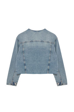 Mavi Soluk Efekt Vintage Yaka Detayl? Crop Denim Ceket TWOAW25CE00004 - Trendyolmilla фото 7
