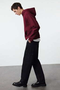 Bordo Oversize/Genis Kesim S?rt? Nak?s Detayl? Kapusonlu Sweatshirt TMNAW25SW00142