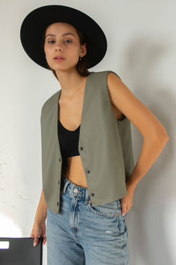 Жилетка эко-кожа ECO039/01/Оливка