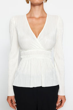 Ekru Pilise Detayl? Kruvaze Kapamal? F?rf?rl? V Yaka Orme Bluz TWOAW24BZ00278 - Trendyolmilla фото 3