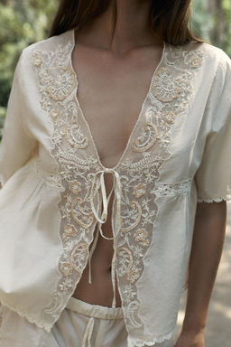 LIMITED EDITION EMBROIDERED BEADED TOP - Zara фото 2