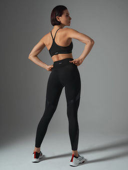 Моделирующие леггинсы со вставками из перфорированной сетки - NEVERLATE фото 4