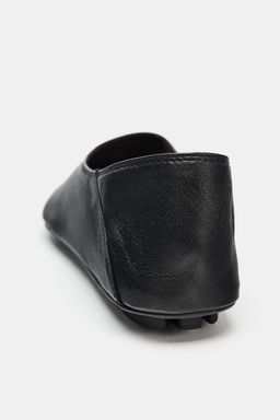 LIMITED EDITION FLAT LEATHER SHOES - Zara фото 10