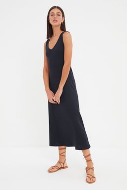 TRENDYOLMILLA Lacivert Shift/Duz Havuz Yaka Midi Triko Gorunumlu Esnek Orme Elbise TWOSS22EL2964  фото 2