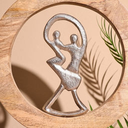 Сувенир интерьерный в деревянном кольце «Танец», 30×8×33 см