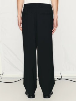 Брюки с защипами relax fit / Zarina  фото 4