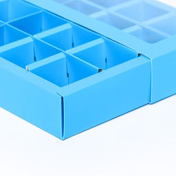 Коробка для конфет, 16 шт., голубая, 17.7×17.7×3.8 см