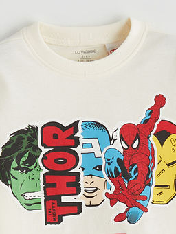 Bisiklet Yaka Marvel Bask?l? Erkek ?ocuk Ti??rt