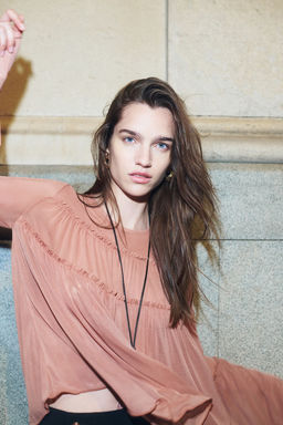 Top de malla capa sobre capa