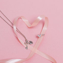 Кольцо «Сердце», мультяшное, белое в серебре, безразмерное