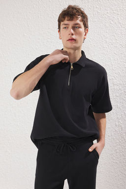 Siyah Oversize/Genis Kesim Dokulu Fermuarl? Polo Yaka T-shirt