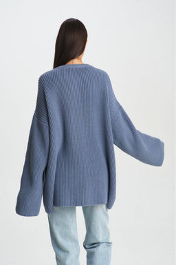 Джемпер крупной вязки Indigo