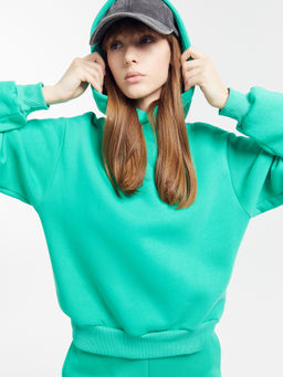 Анорак женский в зеленом цвете зеленый топаз 302861 - Mark formelle фото 2