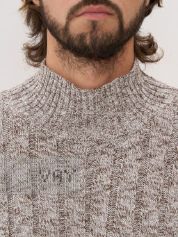 Свитер мужской 5232-12341. 07 молоко/коричневый