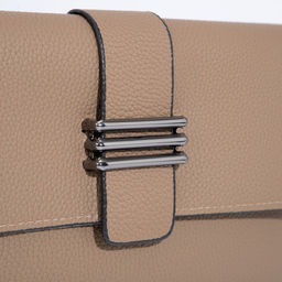 Сумка женская на магните, цвет бежевый