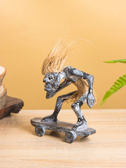 Сувенир «Абориген скейтбордист», 7×12×12 см, дерево