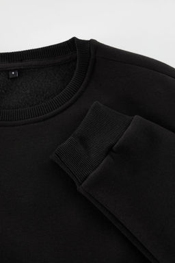 Siyah Oversize/Genis Kesim Pamuklu Basic Ici Polarl? Kal?n Sweatshirt TMNAW25SW00011