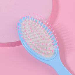 Цена за 2 шт. Расчёска массажная, 5.5×17.5 см, рисунок МИКС