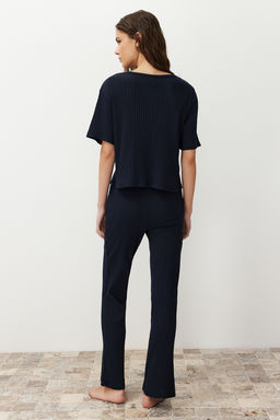 Trendyolmilla Lacivert Slogan Bask?l? Lastik Detayl? Fitilli T-shirt-Pantolon Orme Pijama THMSS21PT1016  фото 16