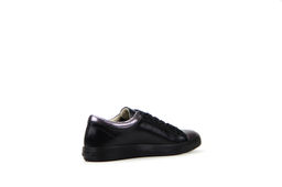 Черные кеды