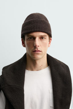 GORRO BEANIE 100% CASHMERE AARON LEVINE X ZARA / Marr?n