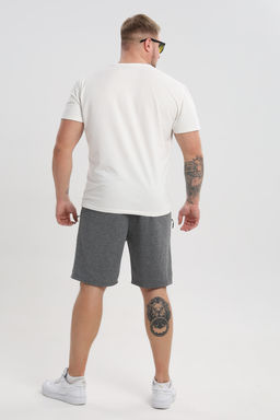 16 Шорты мужские