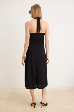 Siyah Duz A-line Halter Yaka Kolsuz Midi Scuba Krep Orme Elbise TWOSS26EL00566 - Trendyolmilla фото 4
