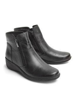 Ботинки Ионесси