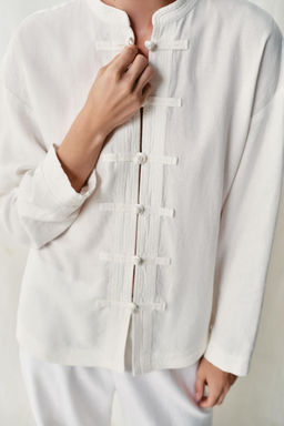 CAMISA OVERSIZE ALAMARES CON LINO / Blanco - Zara фото 3