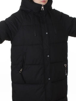 24-802 BLACK Пальто зимнее женское (200 гр. холлофайбер)