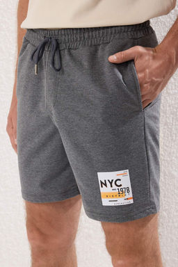 TRENDYOL MAN Siyah Regular/Normal Kesim Orta Boy Sehir Bask?l? Sort TMNSS22SR0406 - Trendyolmilla фото 3