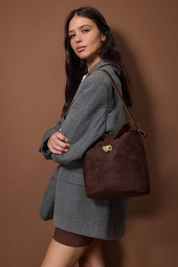 Kahverengi Suet Pelus Detayl? Kad?n Midi Omuz Cantas? TAKAW26OC00052