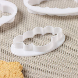 Формы для вырезания теста и мастики Доляна, набор 5 шт., 7.8?4.6?1 см, пластик, белые  фото 4