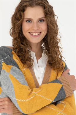 Женский трикотажный кардиган песочного цвета с v-образным вырезом Неожиданная скидка в корзине - U.s. polo assn фото 2