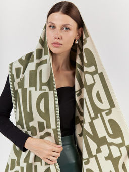 в СОСТАВЕ ШЕРСТЬ и КАШЕМИР Большой, мягкий, теплый однотонный двусторонний палантин. - Tantino фото 6