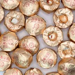 Пуэр мини То Ча с хризантемой