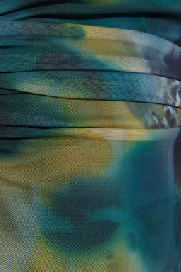 TRENDYOLMILLA Cok Renkli Vucuda Oturan Orme Tul S?k Abiye Elbise TPRAW24EL00303 фото 5