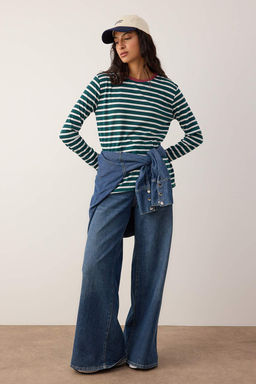 Zumrut Yesili-Ekru Cizgili Relaxed Kal?p Bisiklet Yaka Renkli Ribanal? Orme T-Shirt TWOAW23TS00026