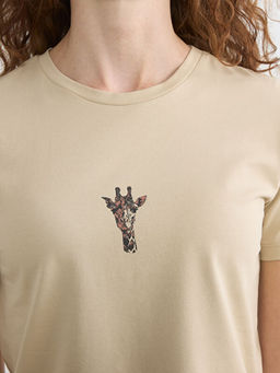 Bisiklet Yaka Z?rafa Bask?l? Kad?n Ti??rt