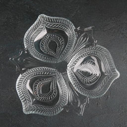 Менажница фигурная «Листья», 3 секции, 25,5×3,5 см