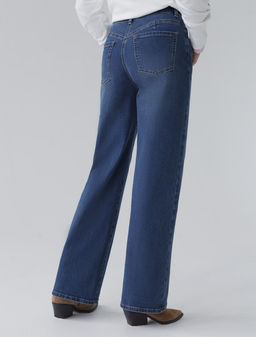 Джинсы трубы с декоративной стиркой из эластичного облегченного денима - Vilatte фото 2