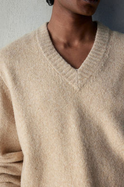 Jersey con cuello de pico Regular Fit - H&m фото 2
