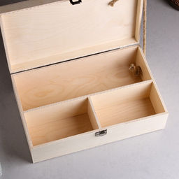 Подарочный ящик, 34×21.5×10.5 см, деревянный, 3 отделения, с крышкой