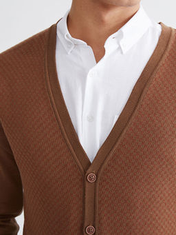 Standart Kal?p V Yaka Erkek Triko H?rka