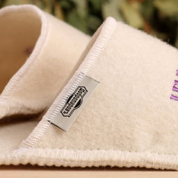 Тапочки для бани белые с вышивкой Нужный человек женские (26 см внутр. стелька) - Добропаровъ фото 4