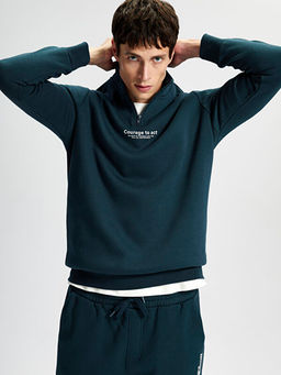 Dik Yaka Uzun Kollu Bask?l? Erkek Kal?n Sweatshirt