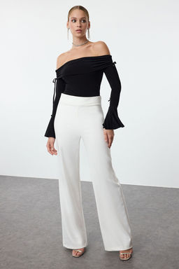 Trendyolmilla Tas Carmen Yaka Baglama Detayl? Ispanyol Kol Orme S?k Bluz TPRAW25BZ00009