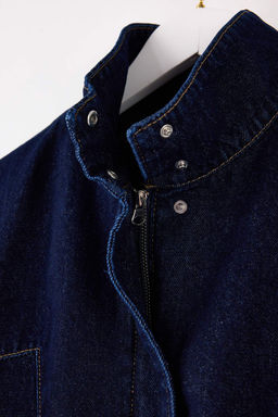 Koyu Mavi Dik Yaka Bomber Denim Ceket TWOSS26CE00003 - Trendyolmilla фото 3